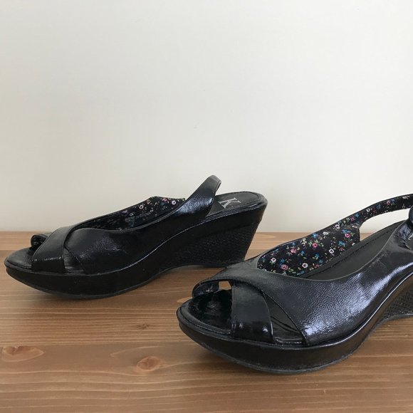 Studio K Platform Peeptoe Slingback Wedge Heels Black Patent Fabric - Picture 6 of 7